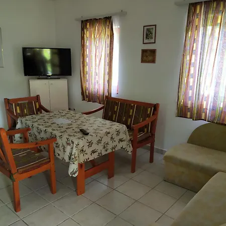 Reteshaz Strudelhaus Apartmanhaz *