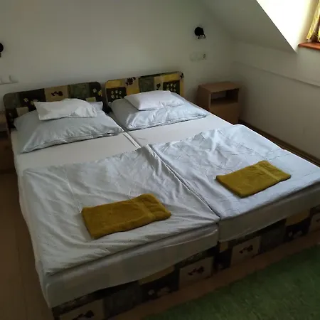 Reteshaz Strudelhaus Apartmanhaz Apartment