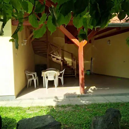 Rétesház Strudelhaus * Vonyarcvashegy