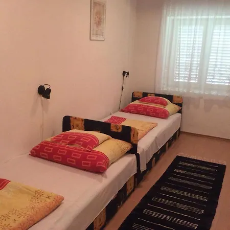 Reteshaz Strudelhaus Apartmanhaz Vonyarcvashegy