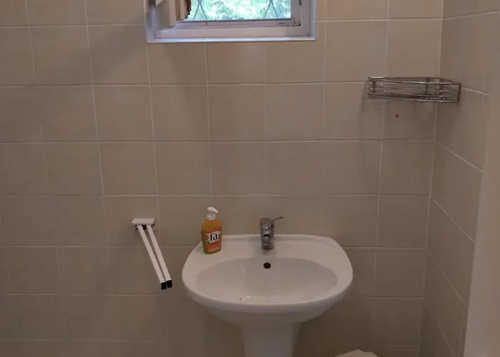 Reteshaz Strudelhaus Apartmanhaz דירה פוניארצוושהג'