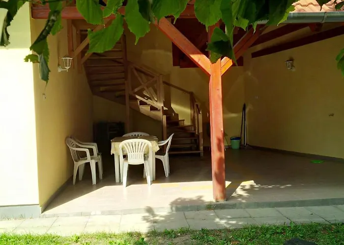 Reteshaz Strudelhaus Apartmanhaz * פוניארצוושהג'